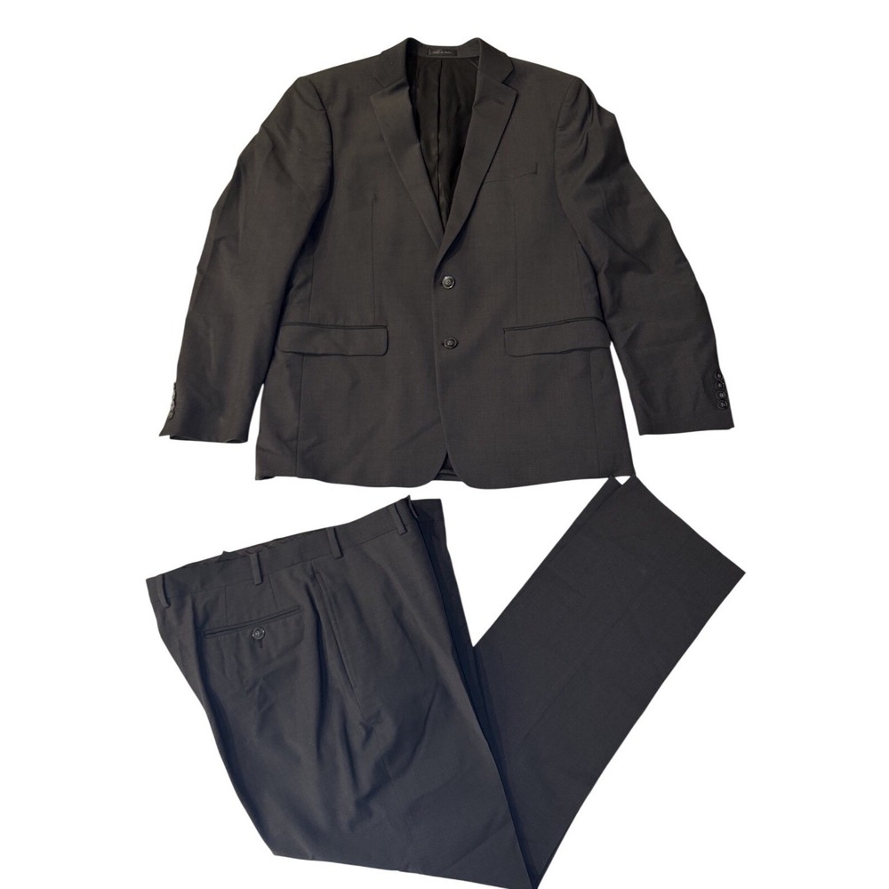 Calvin Klein 2 Piece Wool Suit Mens 42R Charcoal Grey Modern Formal Business - Picture 2 of 16